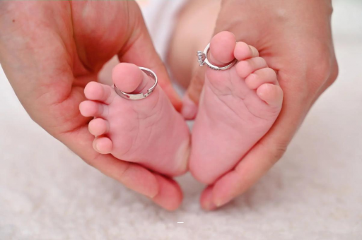 钦州孕妇肚子隐隐作痛